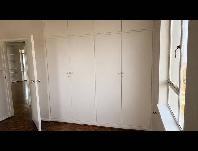 2.5 BEDROOM FLAT TO LET IN MORNINGSIDE